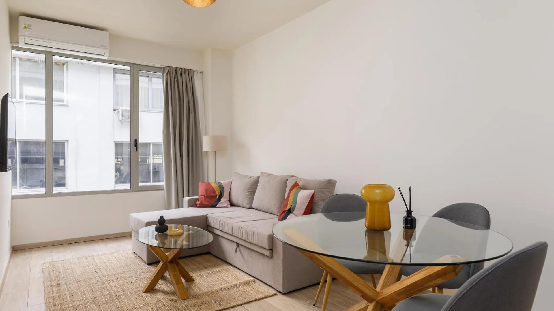 Vivienne By Halu!, Apartment In The Center Salonic 0*,