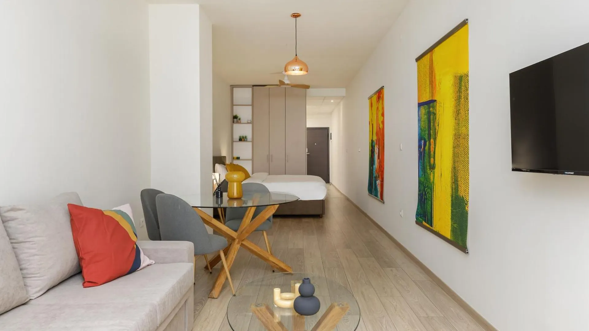 Vivienne By Halu!, Apartment In The Center Salonic