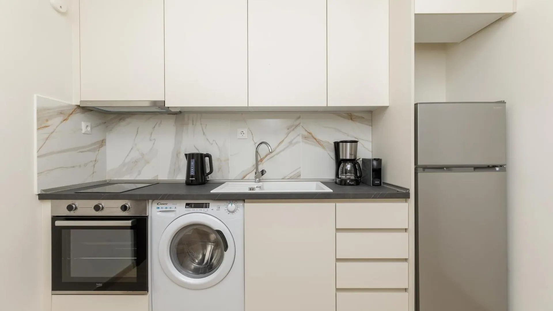 Vivienne By Halu!, Apartment In The Center Salonic Grecia